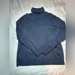 Banana Republic Men's Navy Turtleneck Sweater